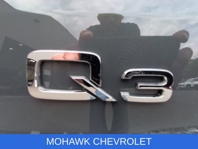Used 2020 Audi Q3 2.0T Premium w/ Convenience Package AWD/4WD image 32