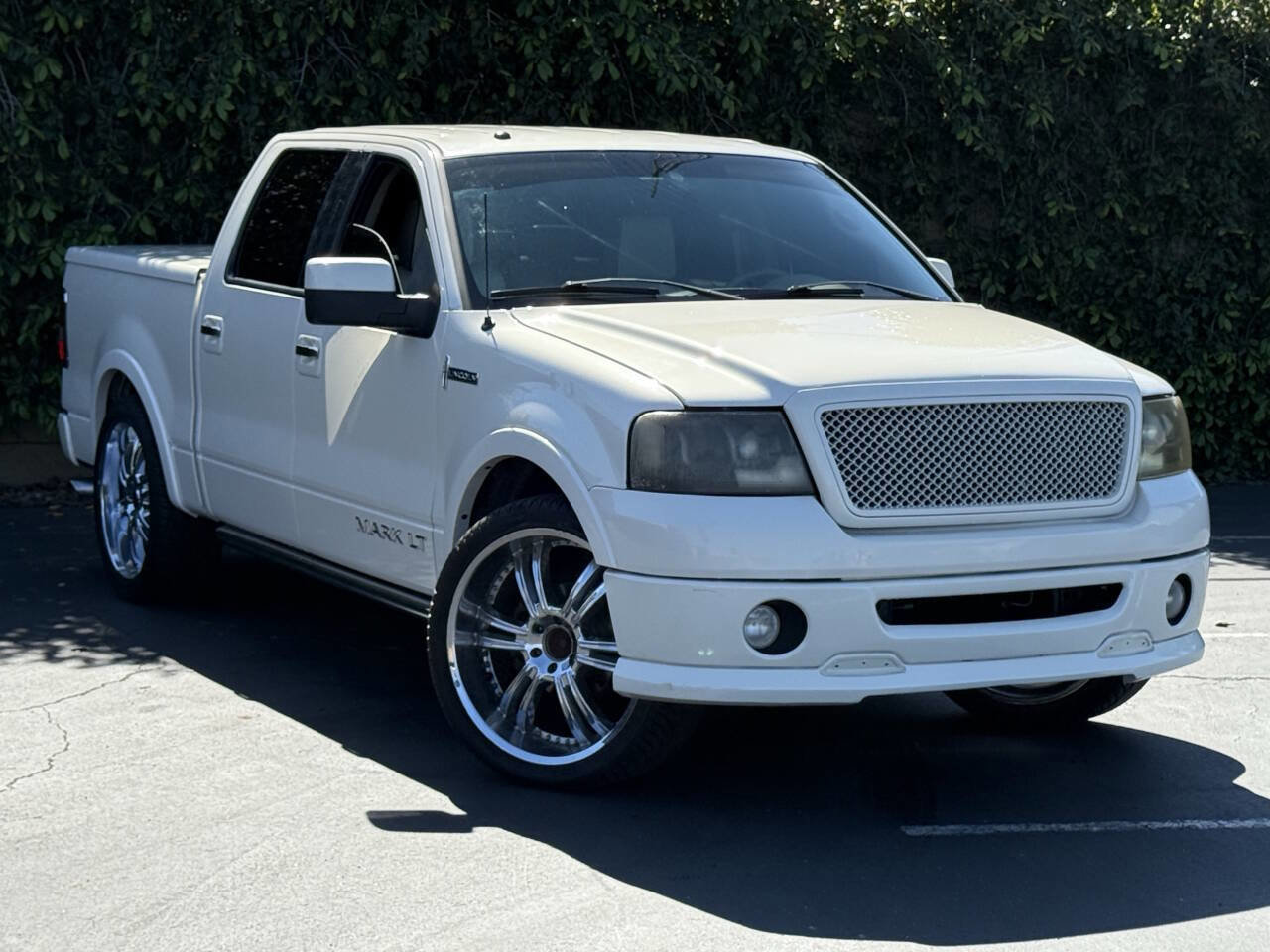 Used 2007 Lincoln Mark LT 4x4