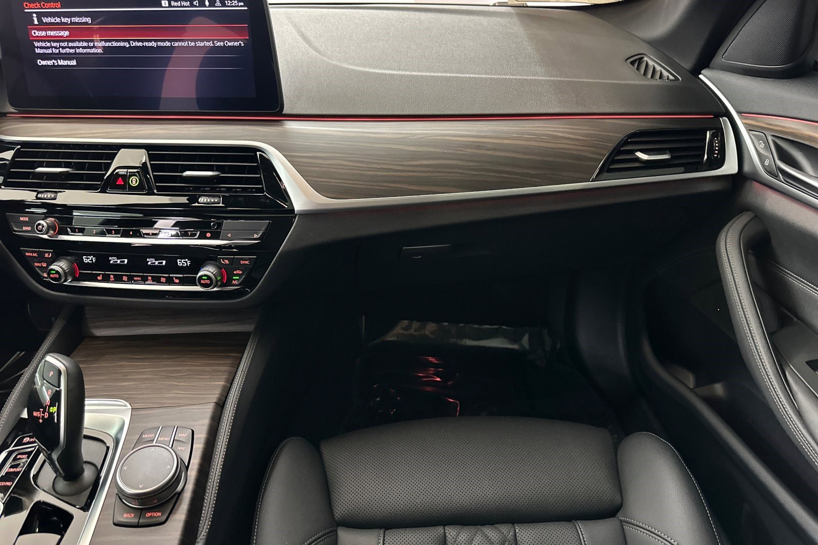 Used 2023 BMW 530i w/ M Sport Package image 29