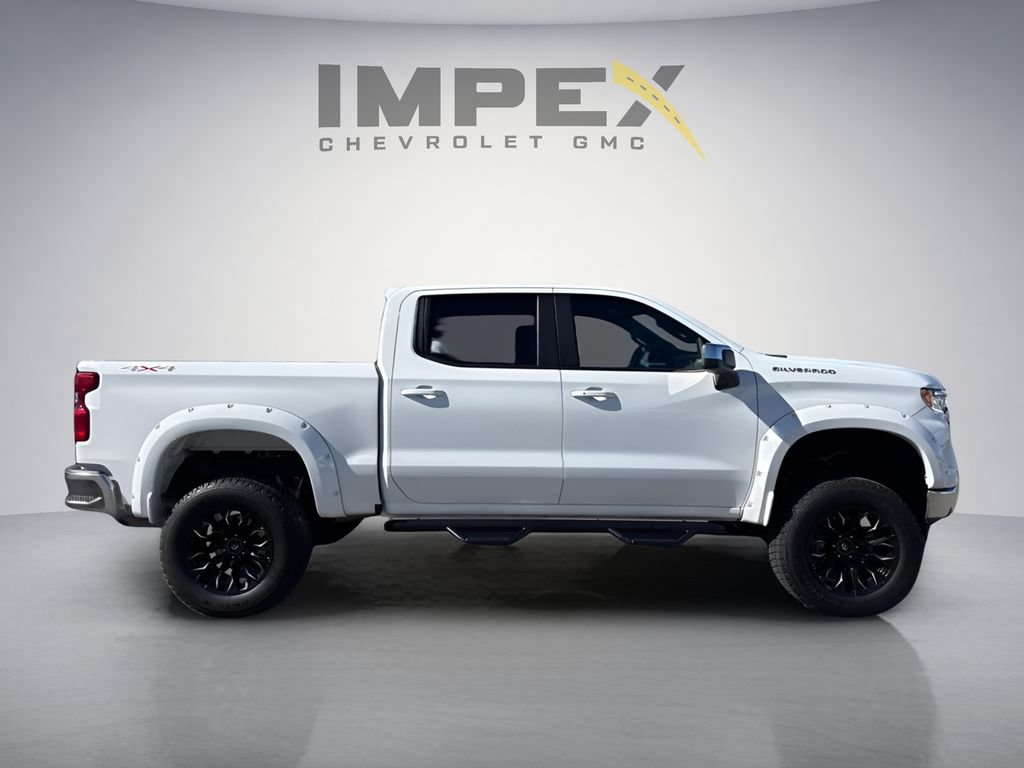 Used 2025 Chevrolet Silverado 1500 LT w/ Work Truck Package AWD/4WD image 6