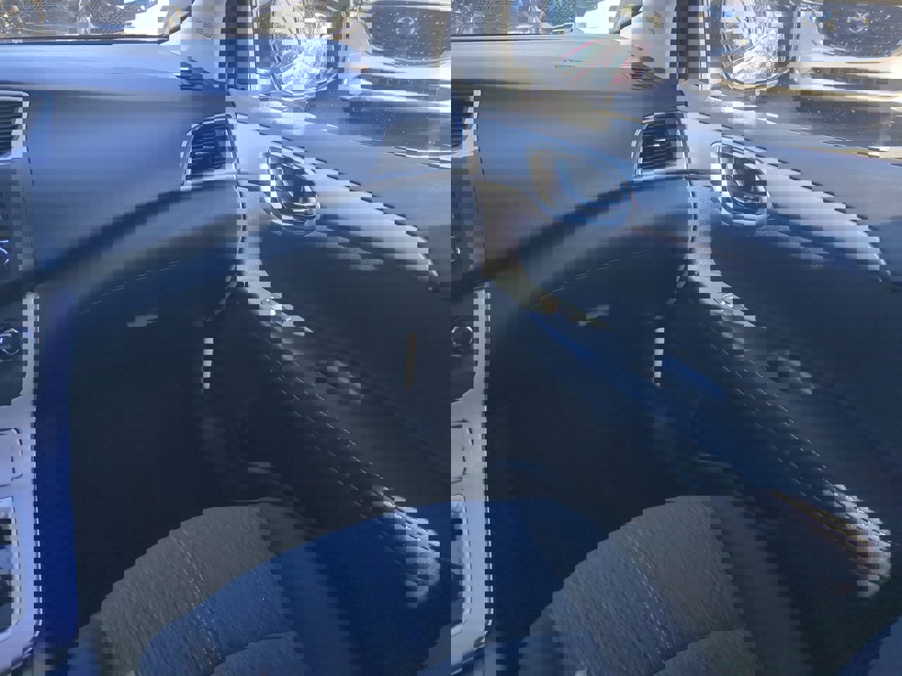 Used 2015 Nissan Sentra SV image 15