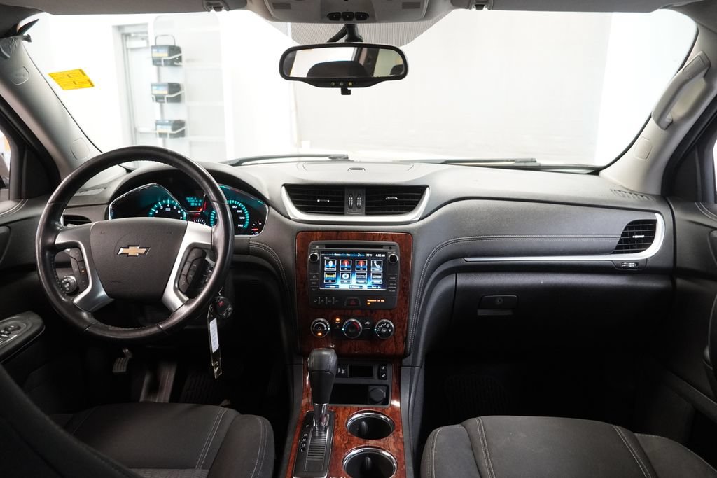 Used 2014 Chevrolet Traverse LT w/ All-Star Edition AWD/4WD image 19
