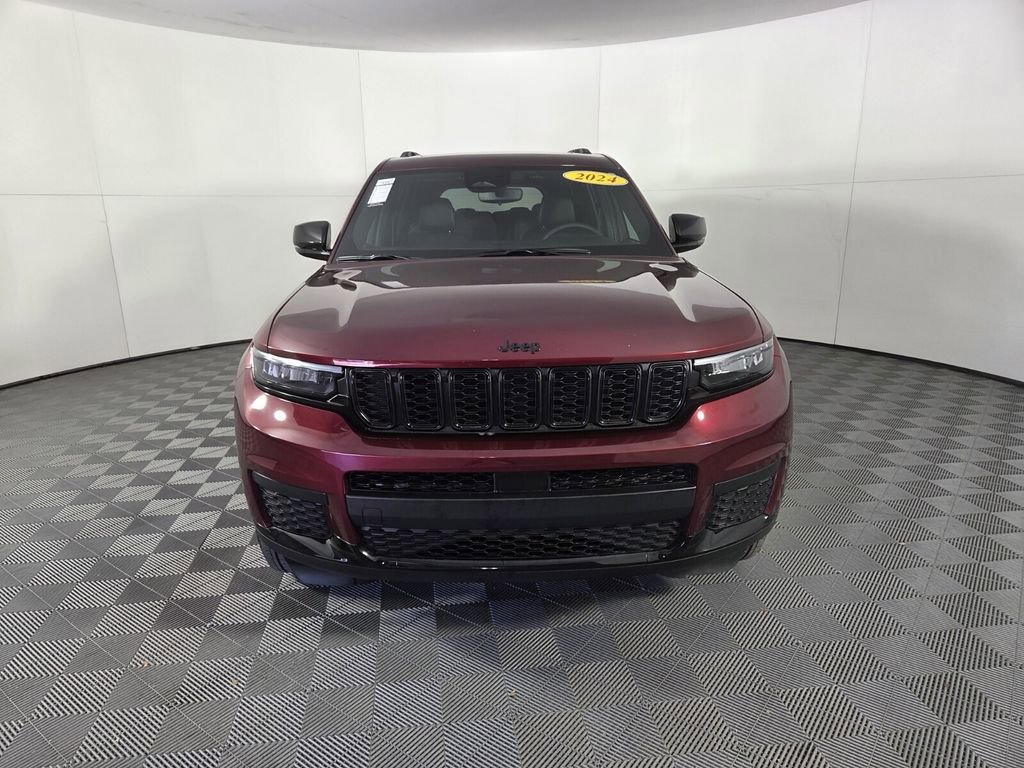 Certified 2024 Jeep Grand Cherokee L Altitude image 3
