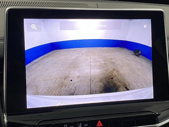 New 2025 Jeep Compass Latitude w/ Sun & Sound Group image 10