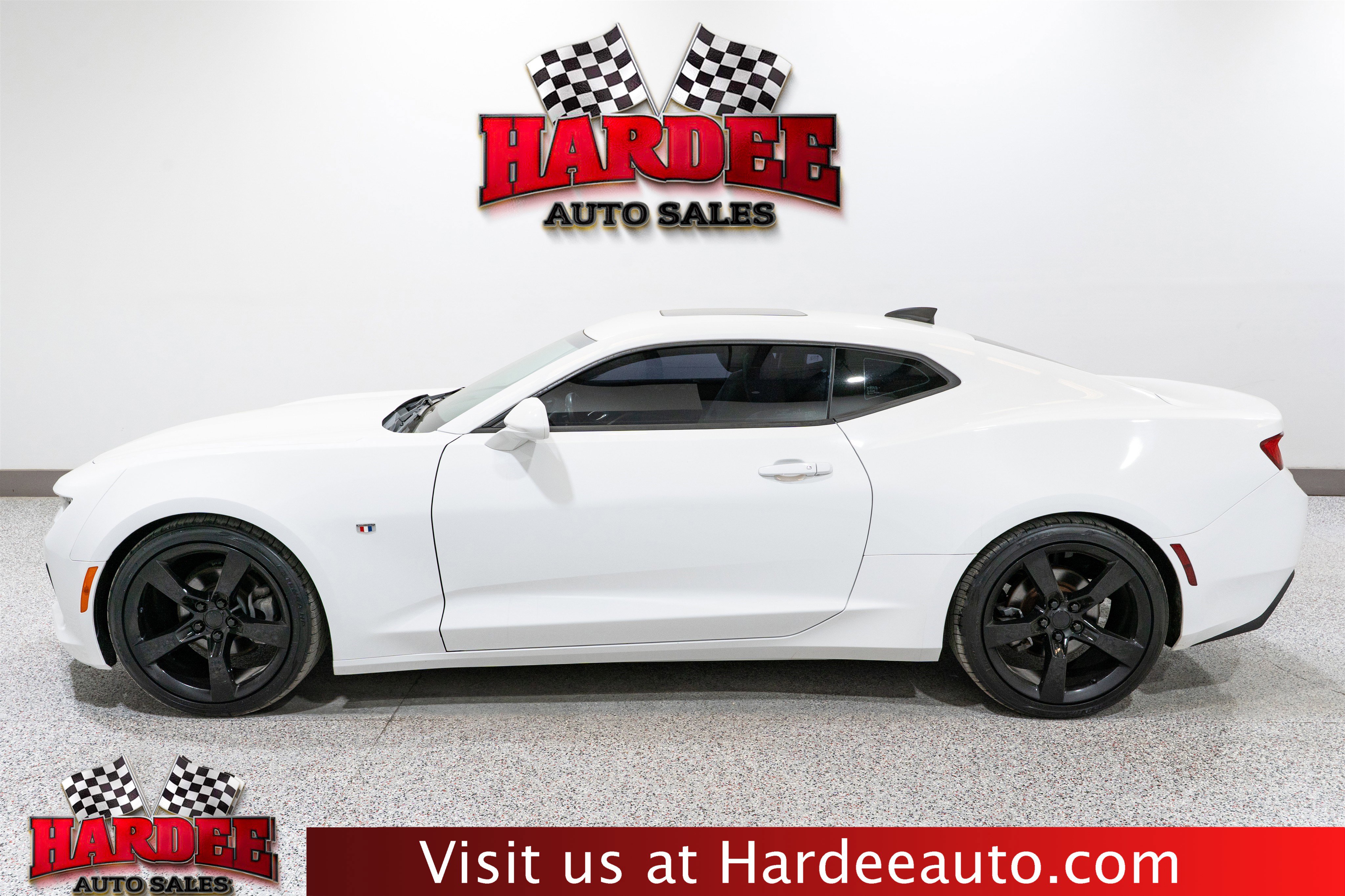 Used 2017 Chevrolet Camaro LT image 1