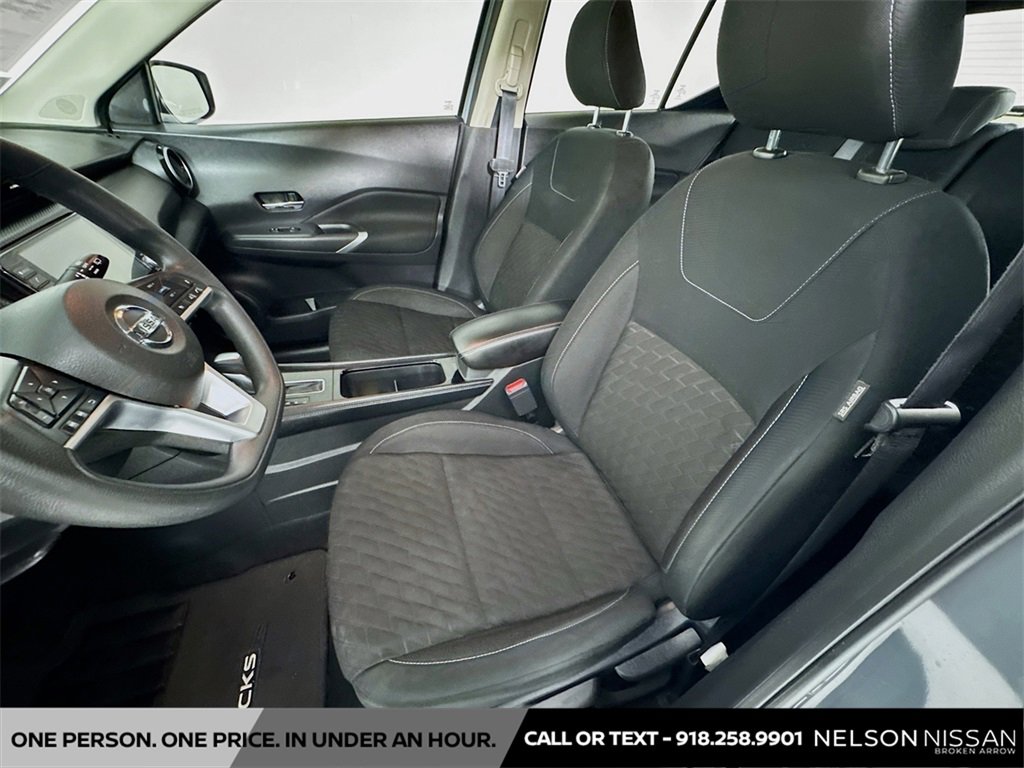 Used 2021 Nissan Kicks SV image 18