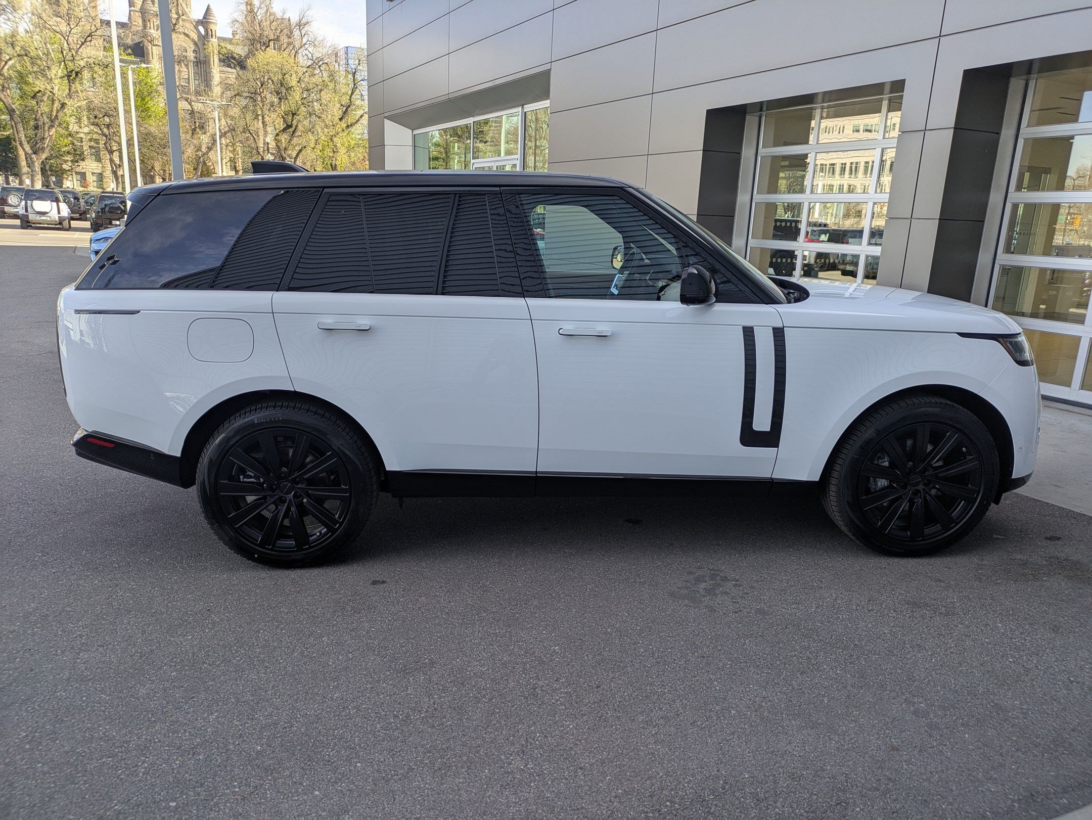 New 2026 Land Rover Range Rover SE AWD/4WD image 5