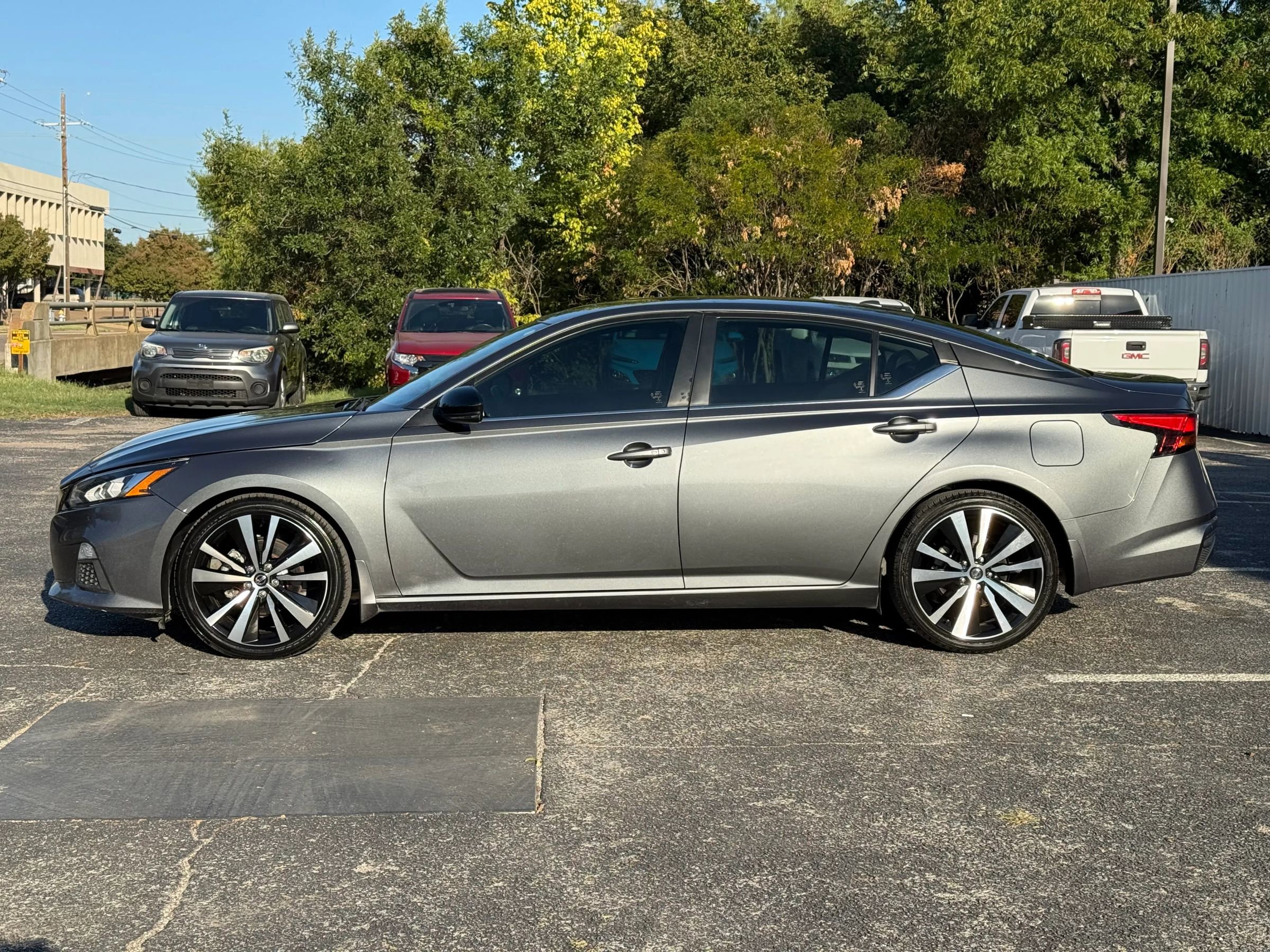 Used 2020 Nissan Altima 2.0 SR image 5
