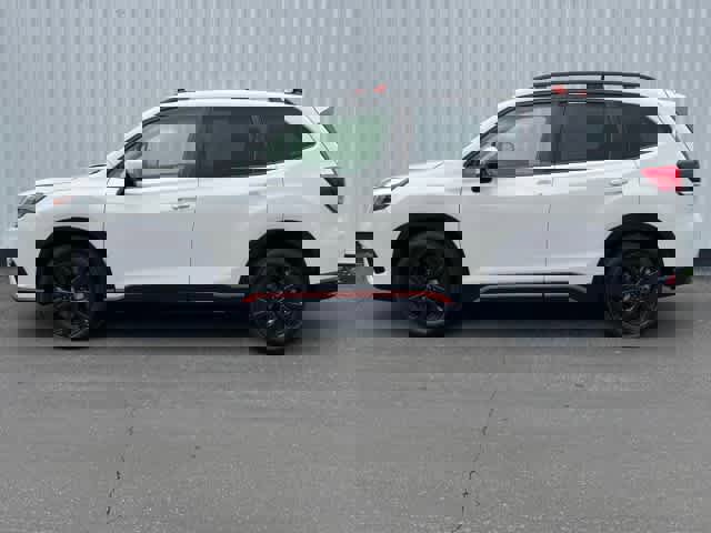 Used 2023 Subaru Forester Sport image 3