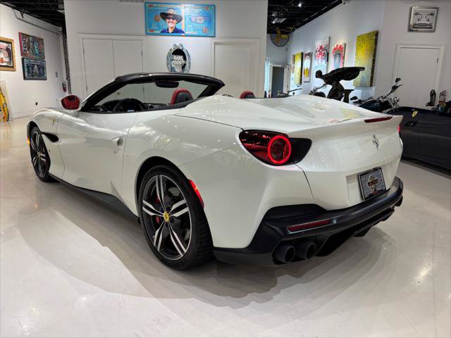 Used 2019 Ferrari Portofino RWD image 30