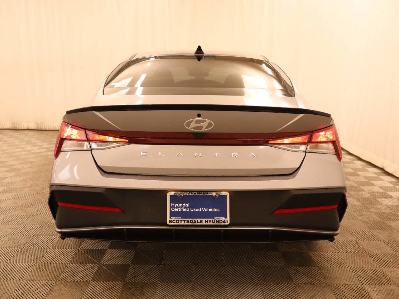 Used 2025 Hyundai Elantra Sport image 6