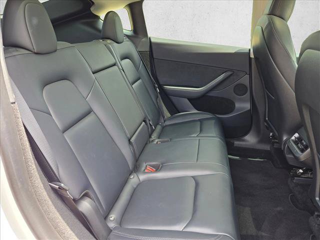 Used 2023 Tesla Model Y Performance AWD/4WD image 18