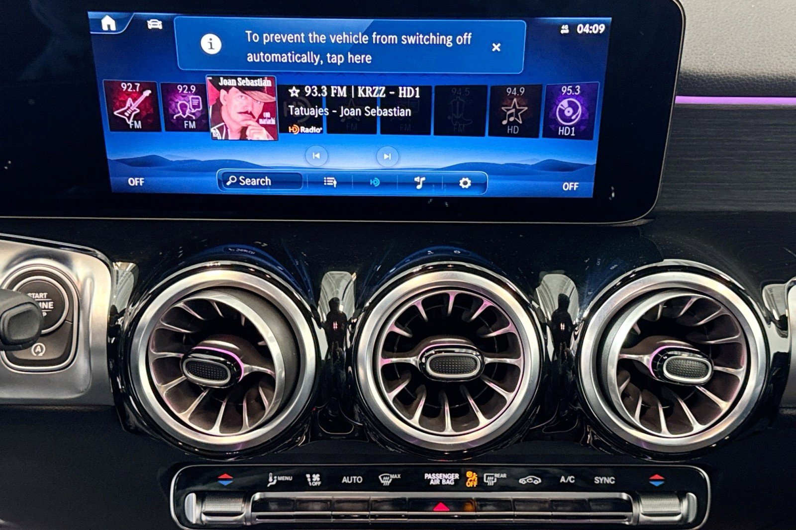 Certified 2025 Mercedes-Benz GLB 250 GLB 250 SUV image 15