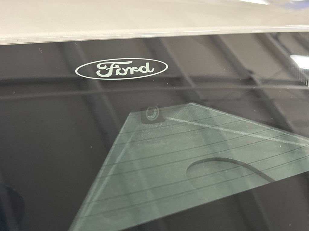 Used 2022 Ford Mustang Mach-E Select image 15