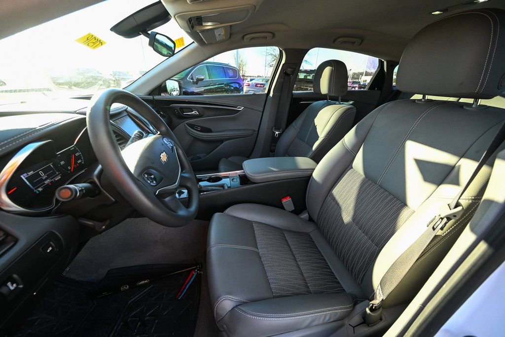 Used 2018 Chevrolet Impala LS image 18