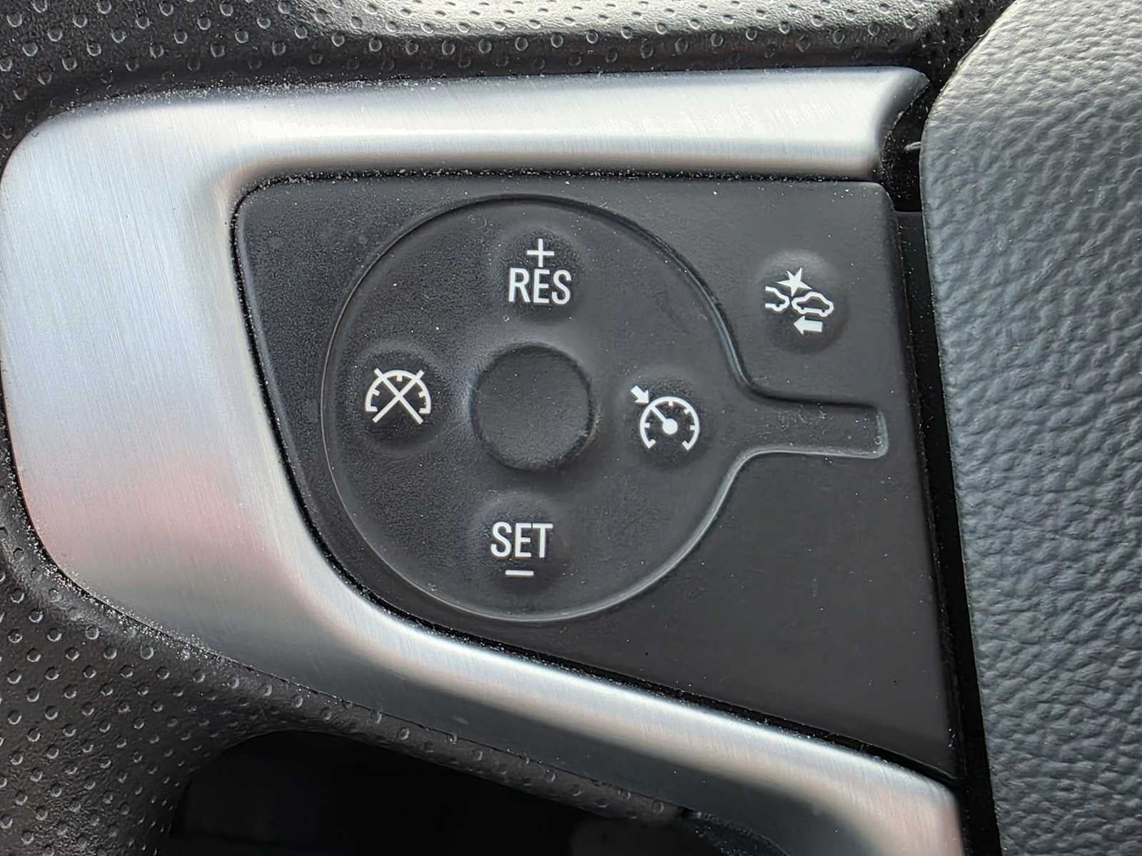 Used 2022 GMC Acadia SLE w/ Driver Convenience Package AWD/4WD image 31