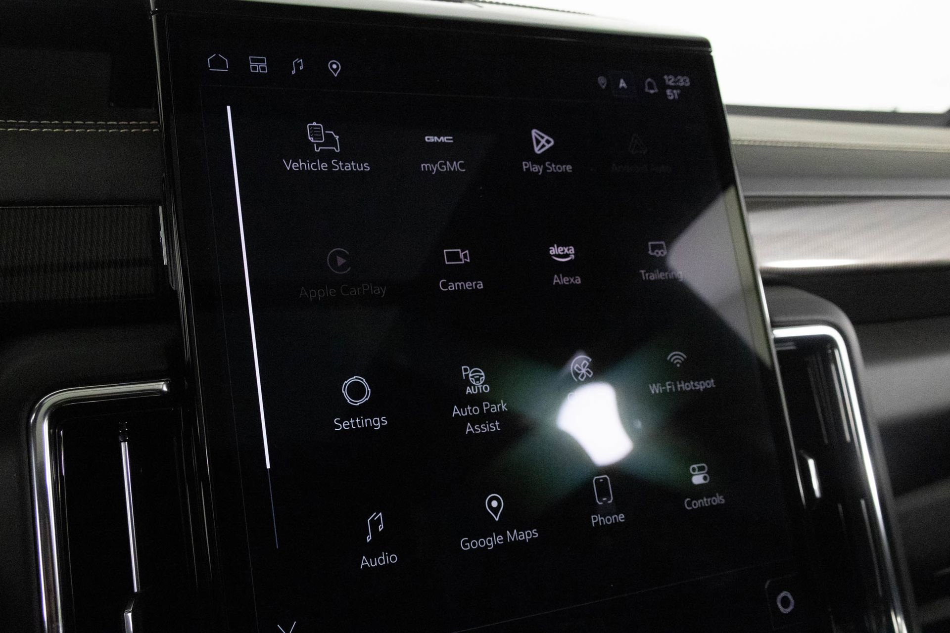 Used 2025 GMC Yukon Elevation image 20