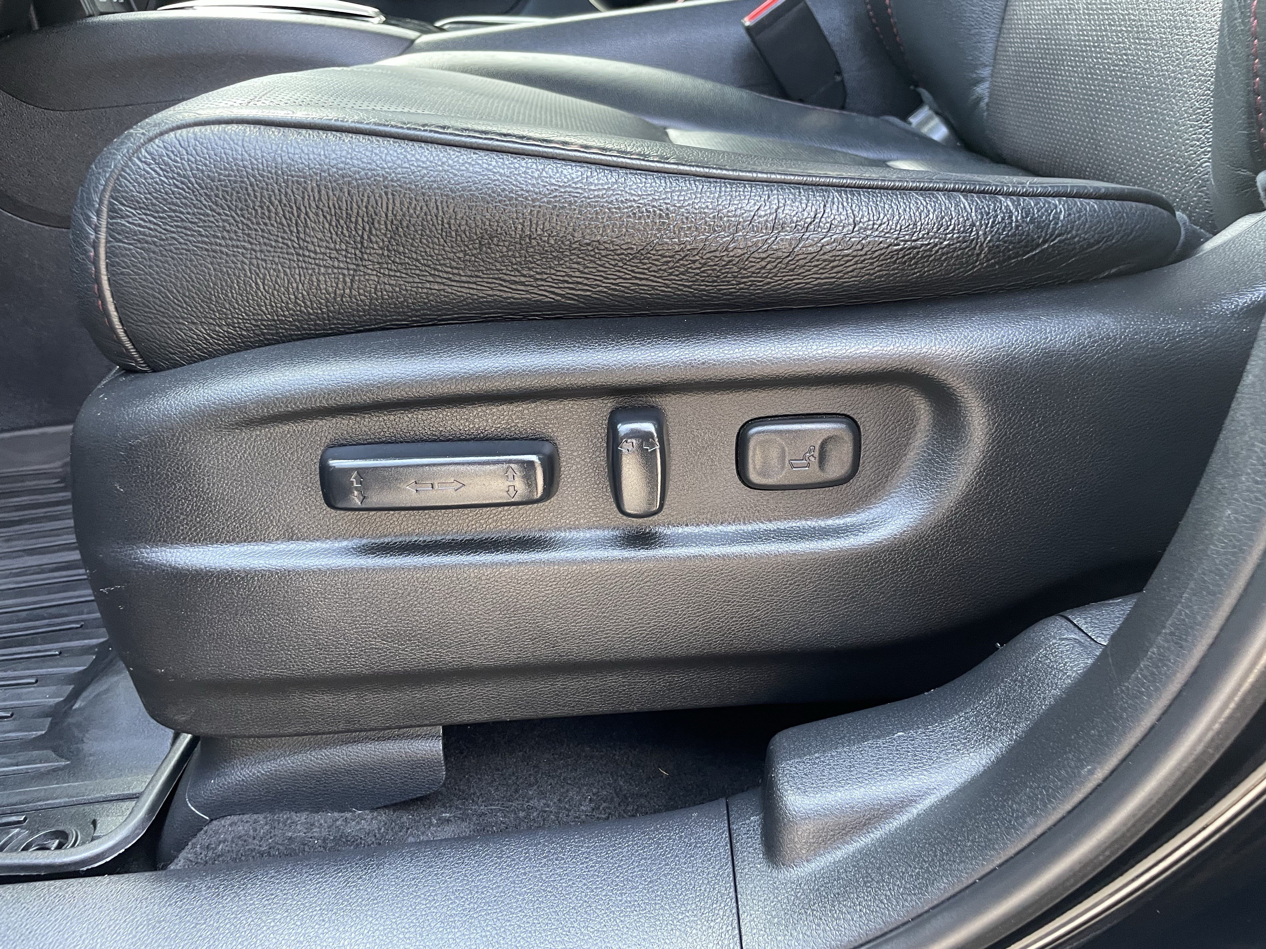 Used 2020 Honda Pilot Black Edition image 26