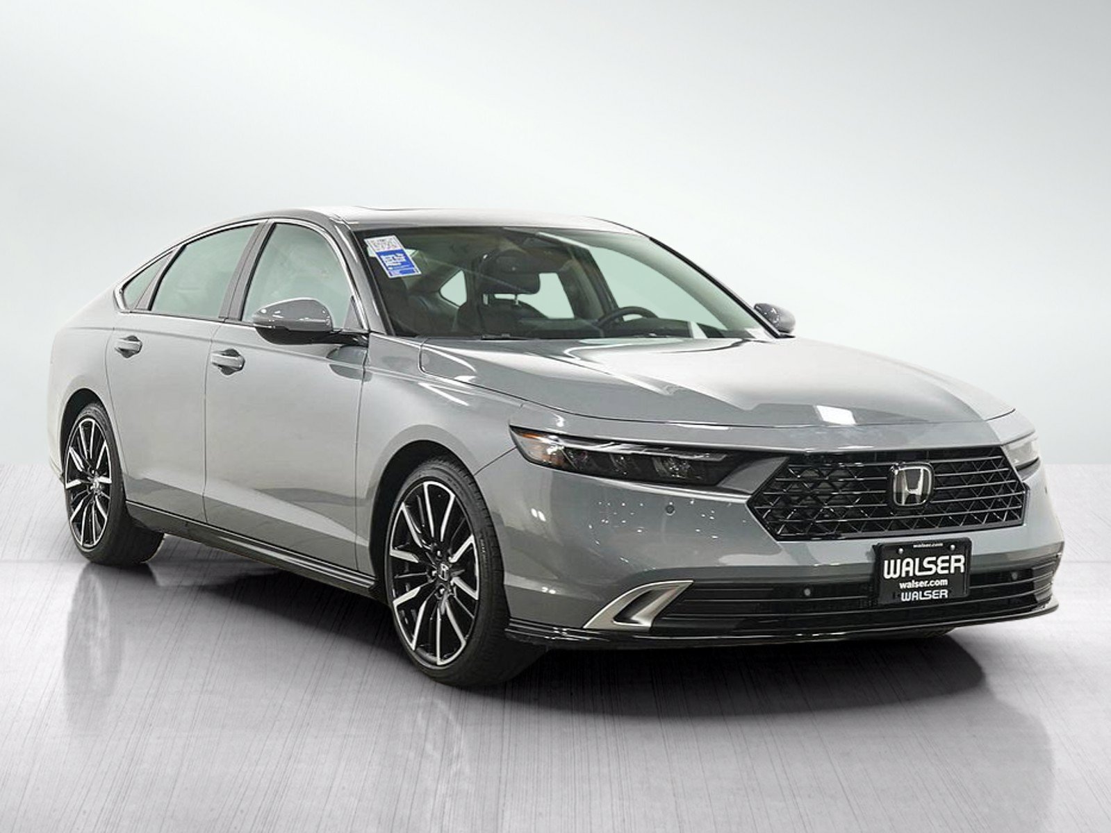 Used 2025 Honda Accord Touring image 7