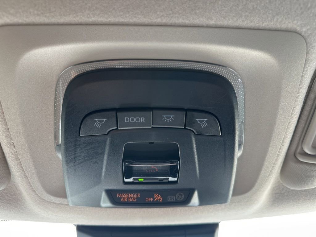 Certified 2025 Toyota Corolla LE FWD image 18