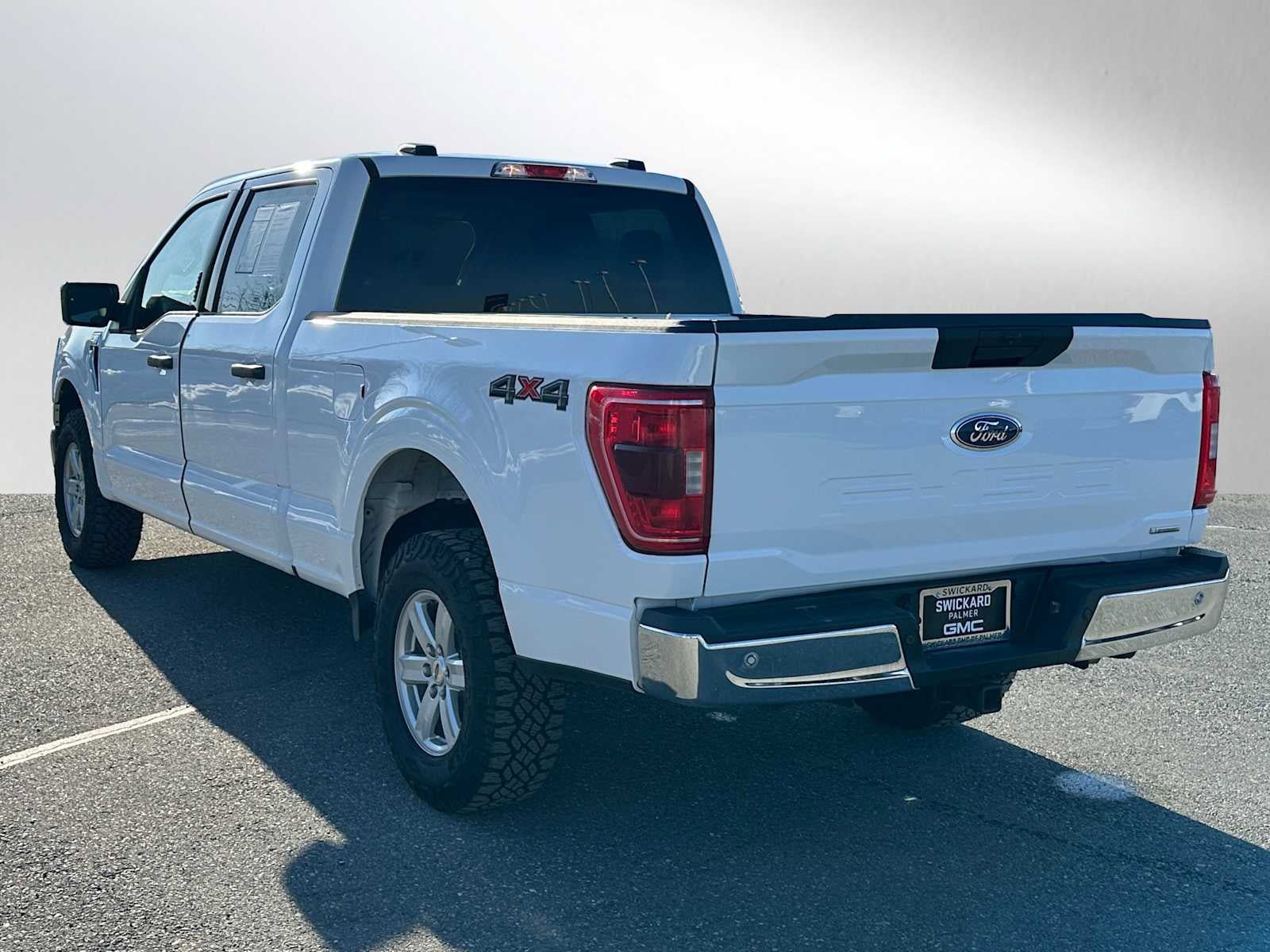 Used 2022 Ford F150 XLT w/ Equipment Group 301A Mid AWD/4WD image 5