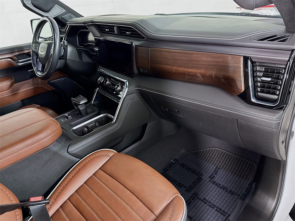 Used 2024 GMC Sierra 1500 Denali Ultimate image 35