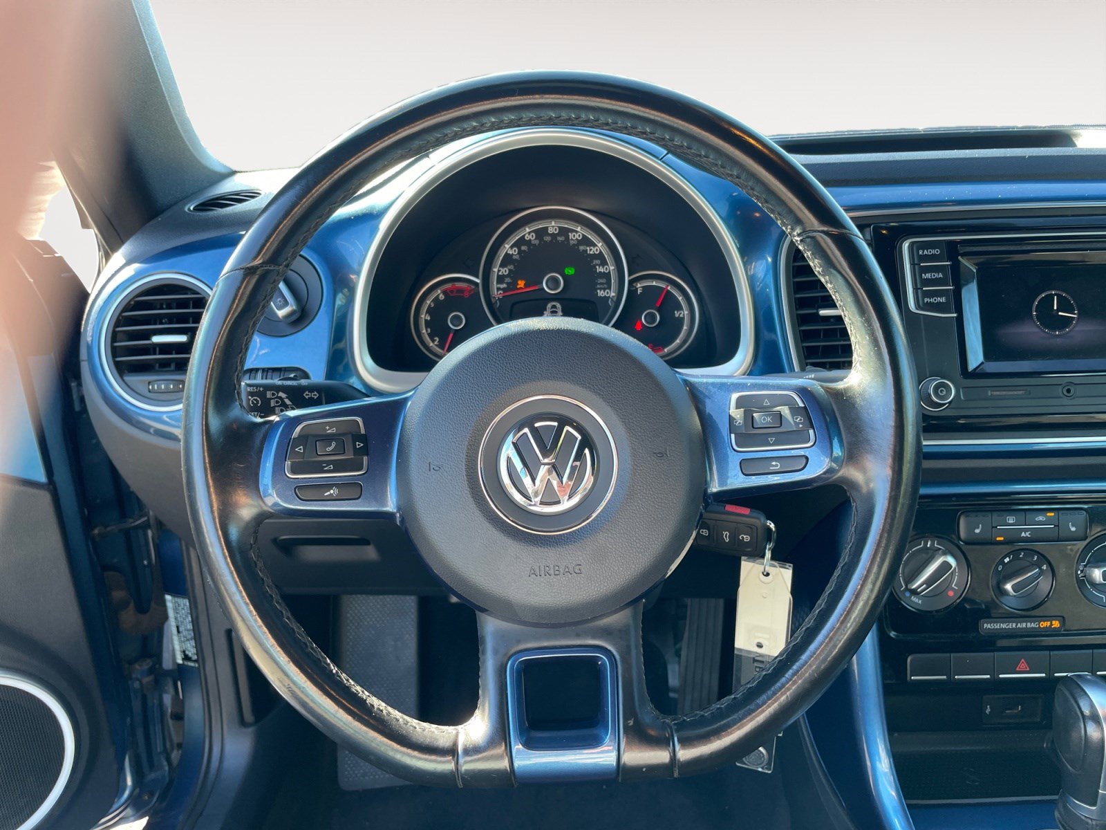 Used 2018 Volkswagen Beetle 2.0T S FWD image 14