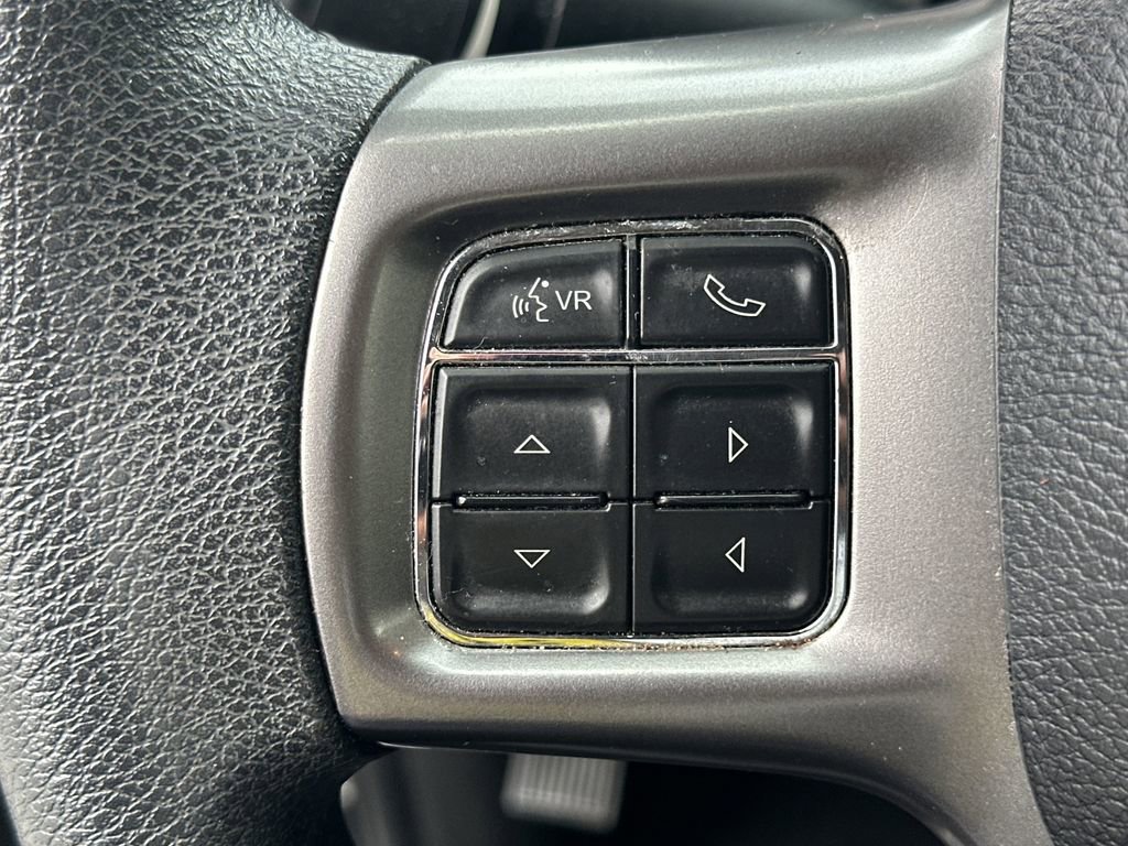 Used 2021 RAM 1500 Classic SLT image 25