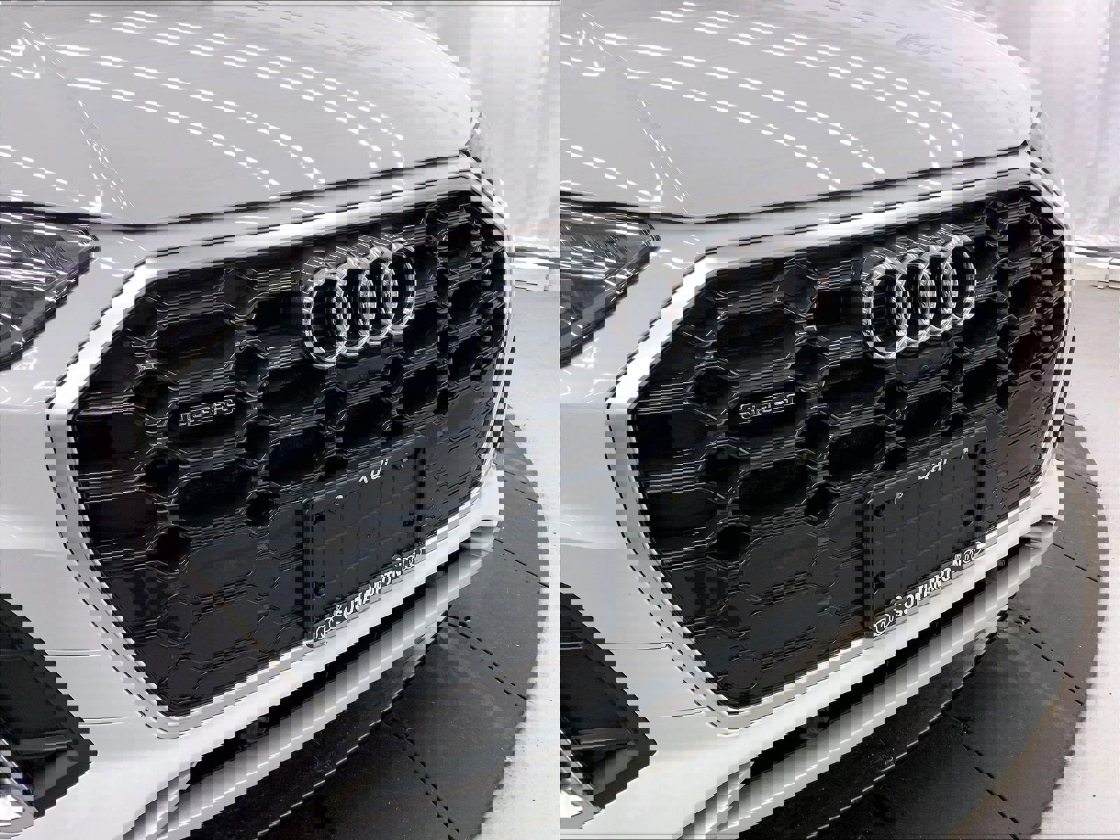 Used 2025 Audi Q5 2.0T Premium Plus w/ Premium Plus Package image 29