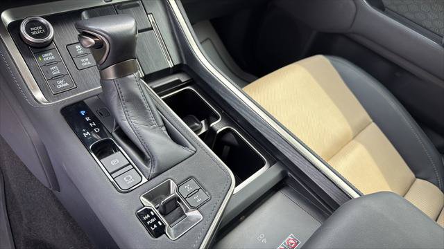 Certified 2025 Lexus GX 550 AWD/4WD image 33