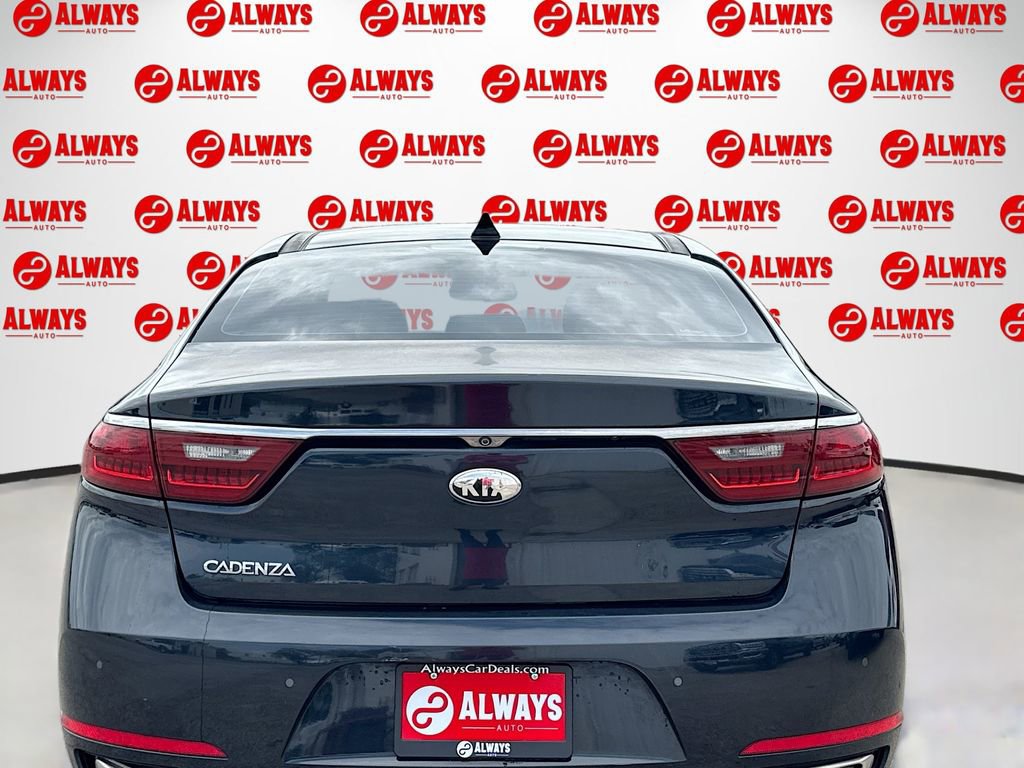 Used 2018 Kia Cadenza FWD image 7