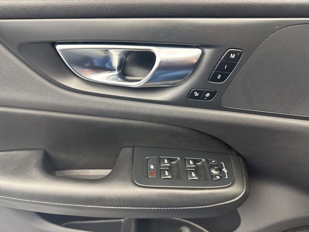 Used 2024 Volvo S60 B5 Core image 26