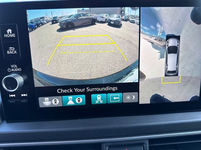 Used 2025 Honda Pilot Elite image 8