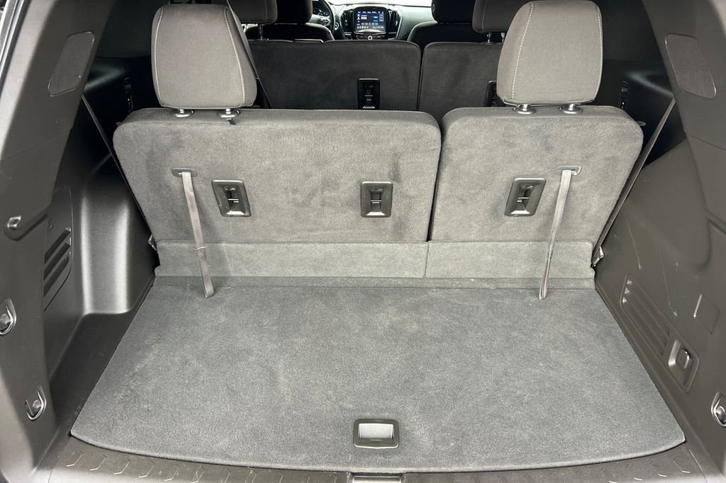 Used 2023 Chevrolet Traverse LT image 20