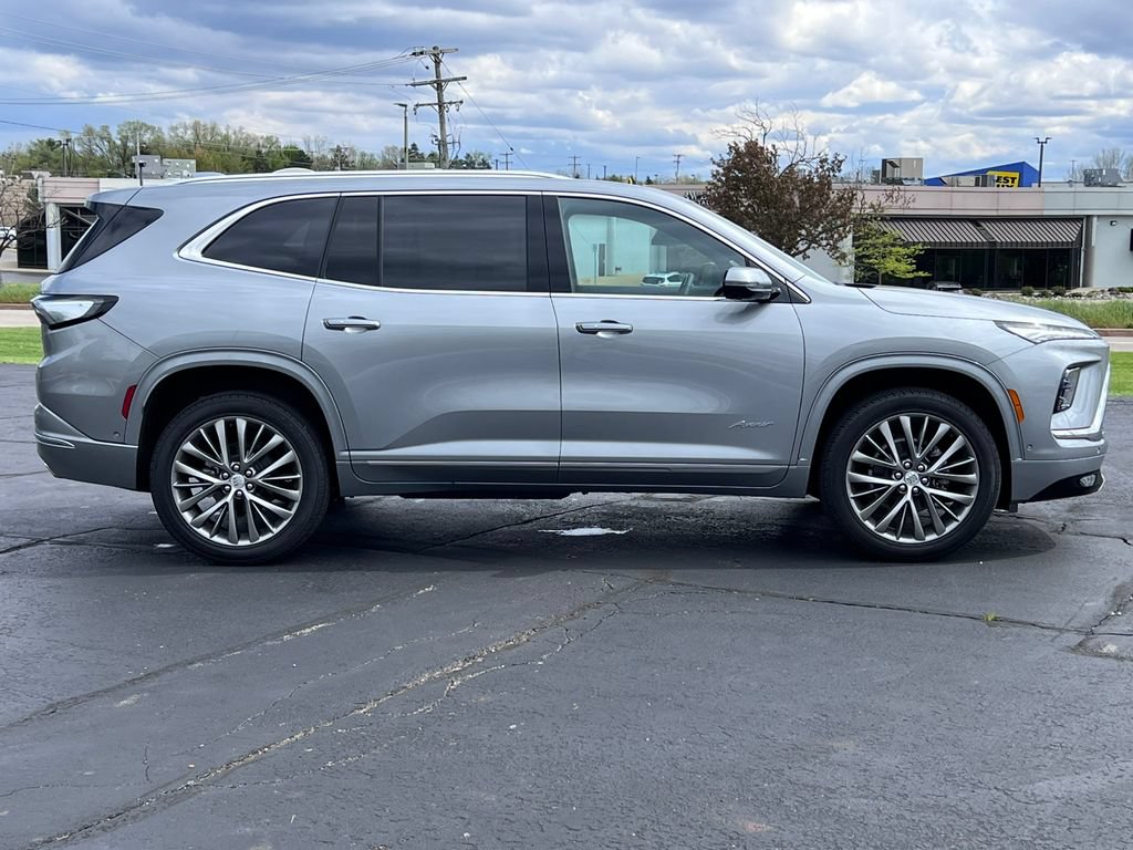 New 2026 Buick Enclave Avenir w/ Super Cruise Package AWD/4WD image 44