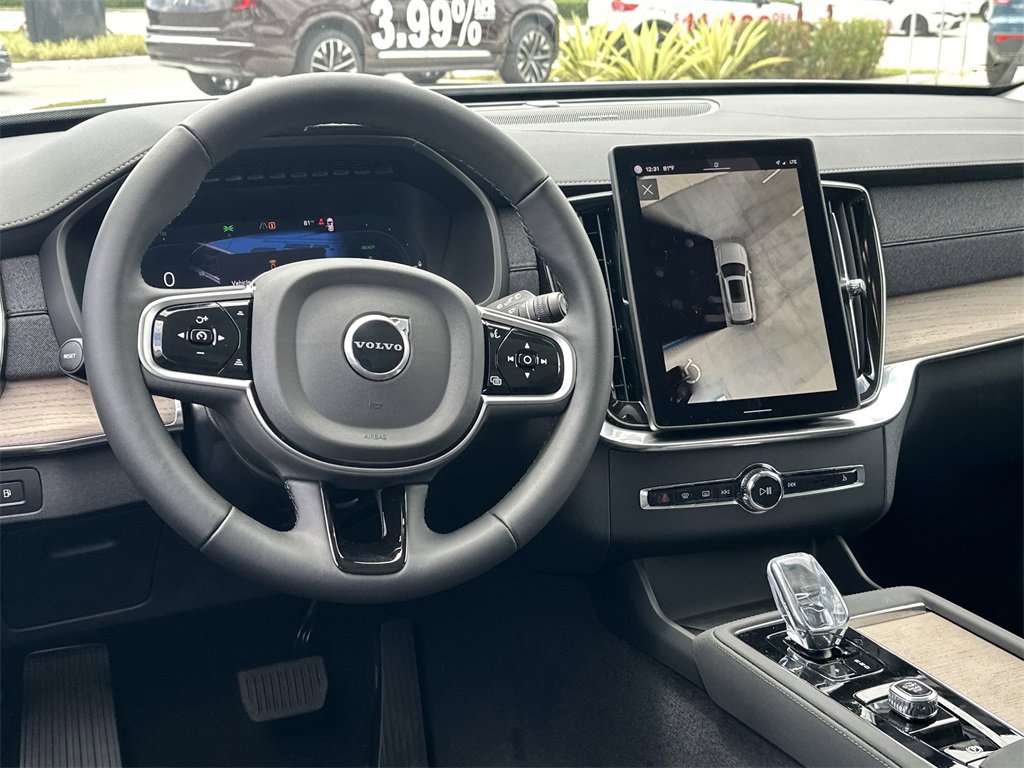New 2025 Volvo XC90 T8 Plus w/ Protection Package Premier image 11