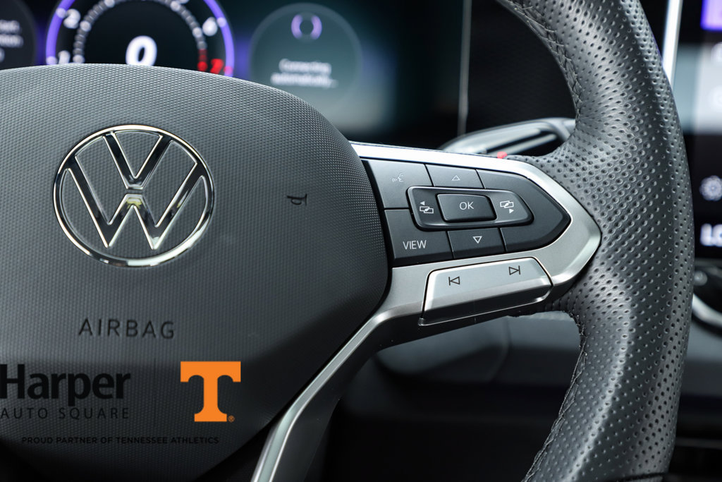New 2025 Volkswagen Tiguan SE R-Line FWD image 61