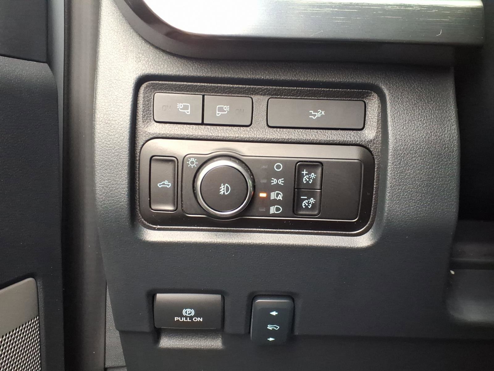 Used 2024 Ford F250 Lariat w/ Lariat Ultimate Package image 19