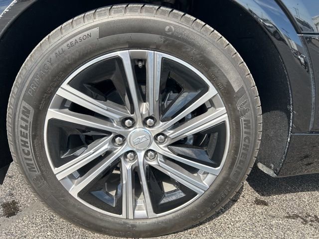 Used 2024 Cadillac Lyriq Luxury w/ LPO, Floor Liner Package image 10