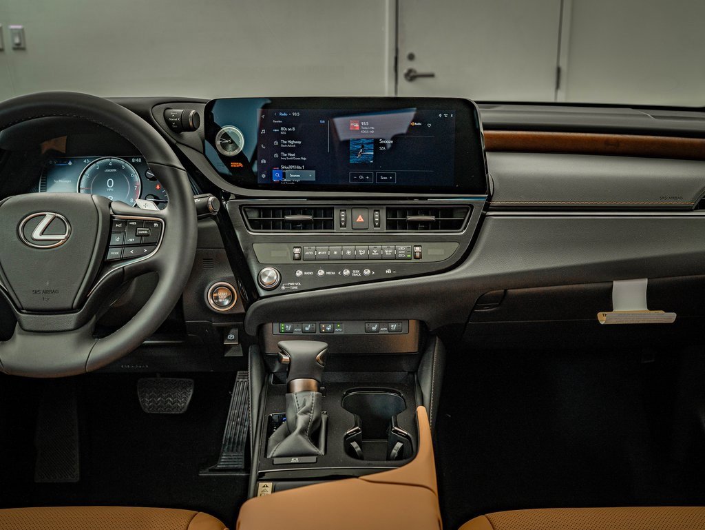New 2025 Lexus ES 350 w/ Premium Package image 30