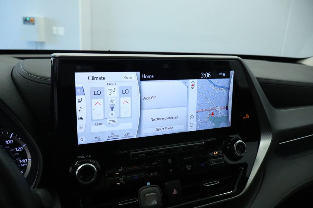 Used 2022 Toyota Highlander Platinum AWD/4WD image 48