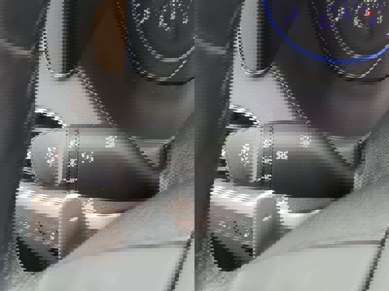 Used 2022 Hyundai Palisade SEL w/ Premium Package image 26