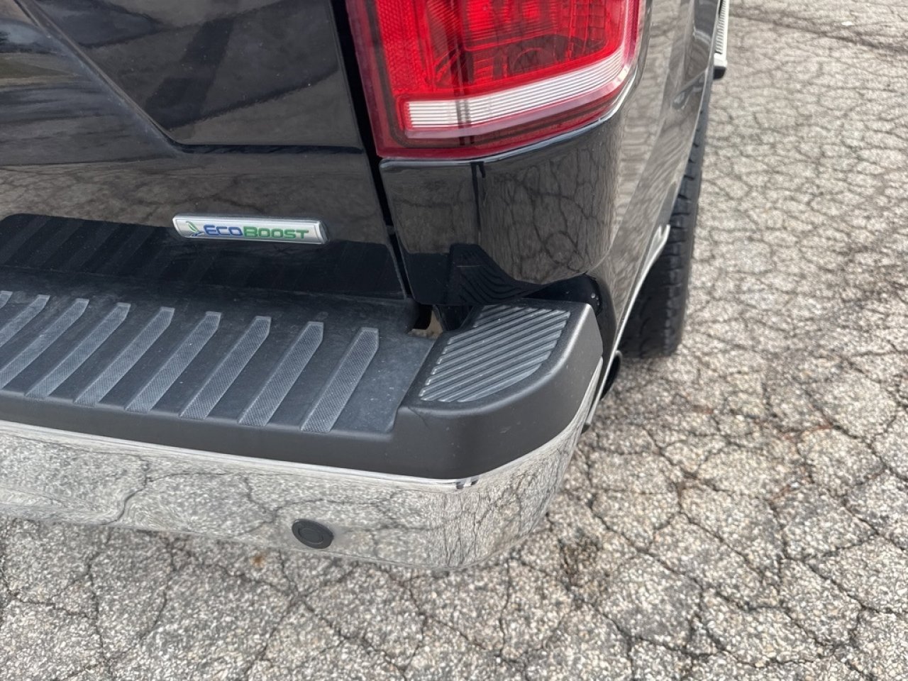 Used 2018 Ford F150 XLT w/ Equipment Group 302A Luxury image 7