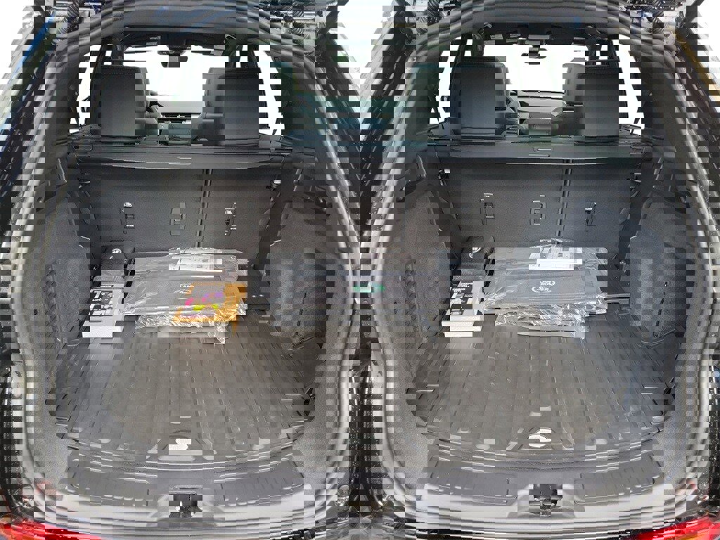 New 2025 Land Rover Discovery Sport Dynamic SE image 28