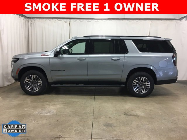 Used 2025 Chevrolet Suburban Z71 w/ Comfort Package image 8