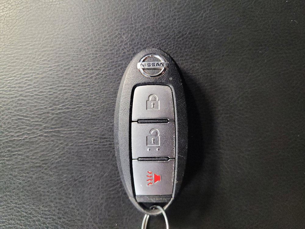 Used 2019 Nissan Pathfinder S FWD image 32