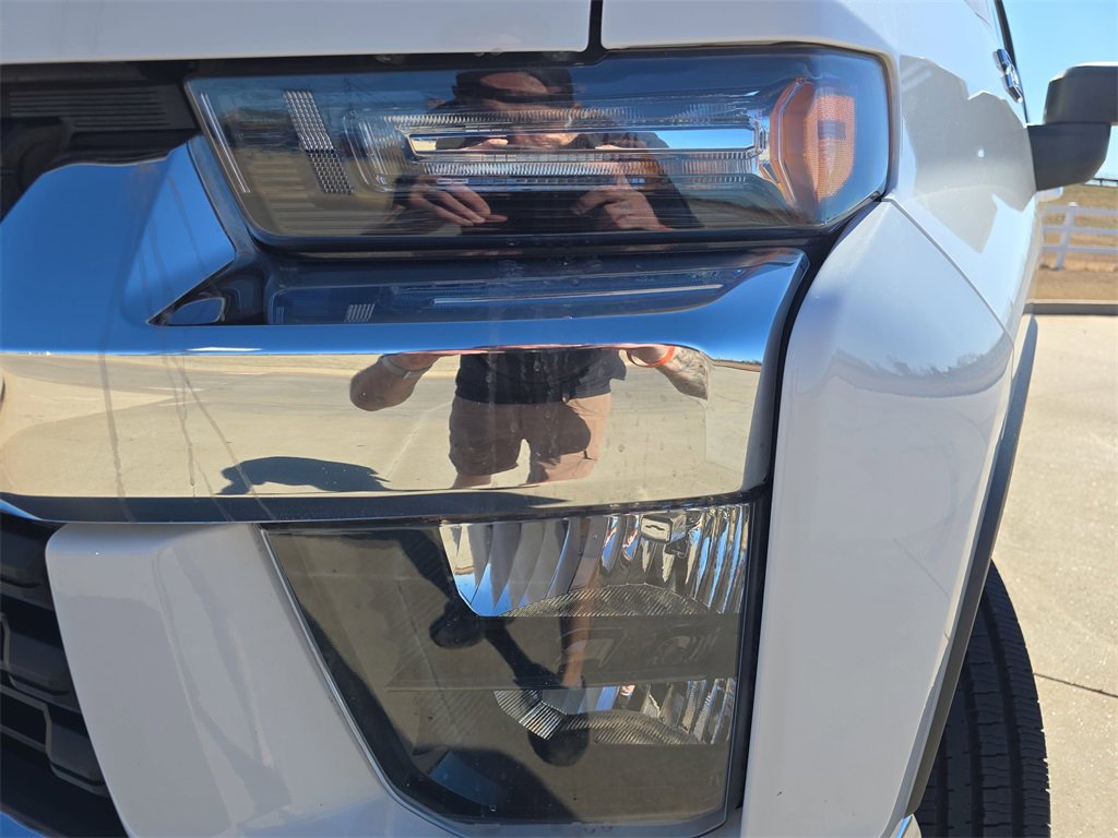 Used 2023 Chevrolet Silverado 2500 LT image 30