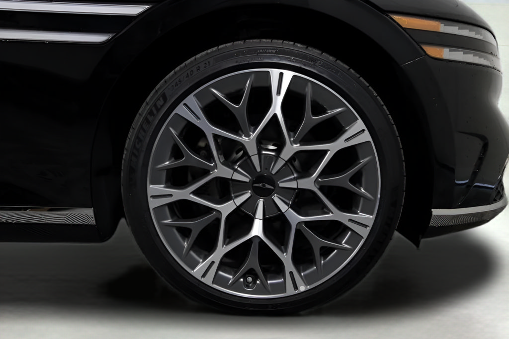 Used 2024 Genesis G90 3.5T AWD/4WD image 45