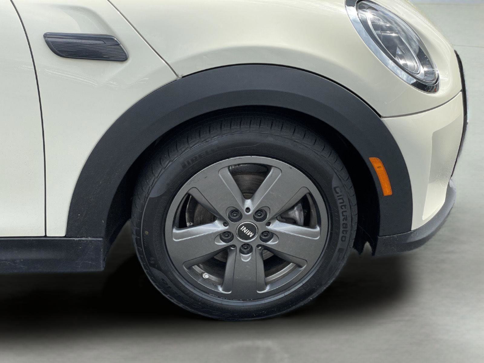 Used 2023 MINI Cooper 2-Door Hardtop FWD image 10