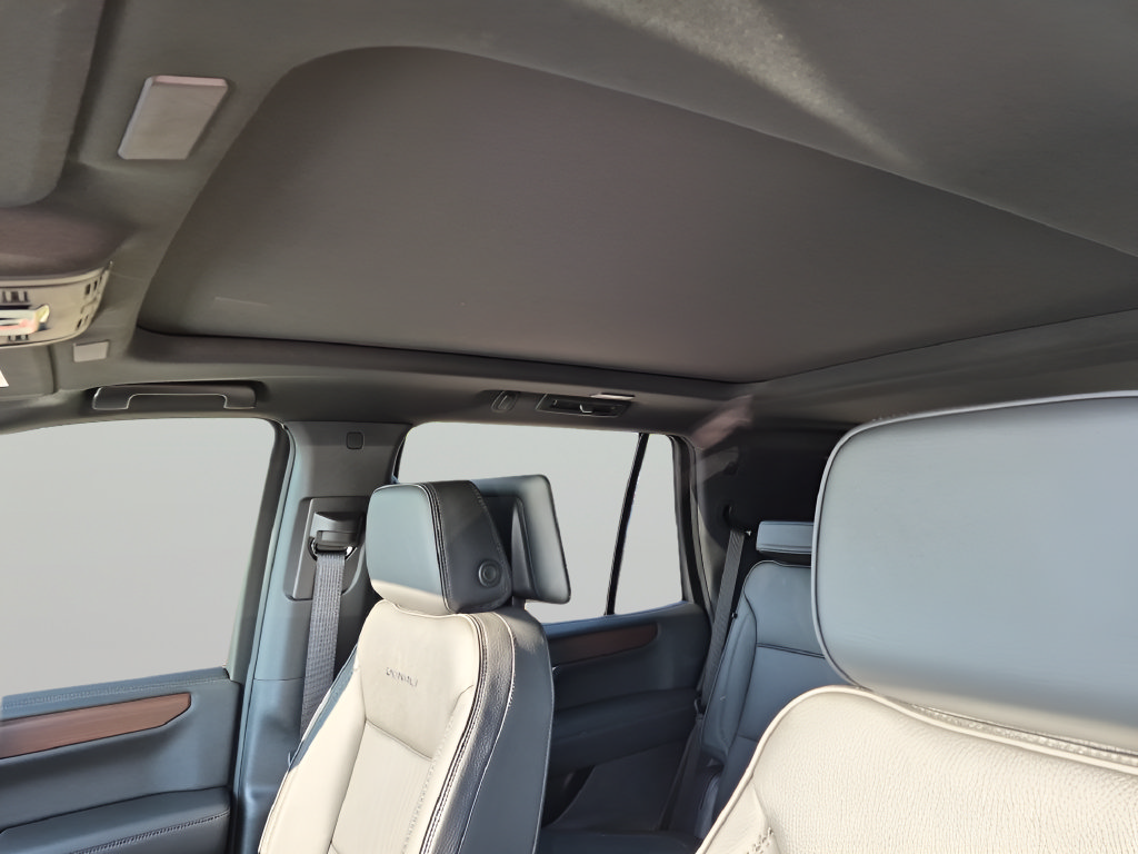 New 2026 GMC Yukon Denali w/ Denali Reserve Package AWD/4WD image 28